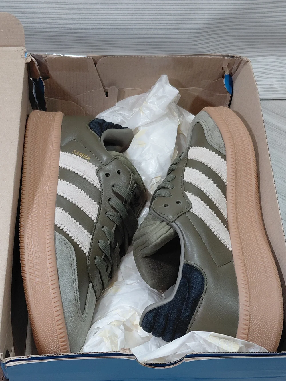 NEW Adidas Womens Samba XLG Olive Strata Chunky Thick Midsole with Gum Sole W8.5